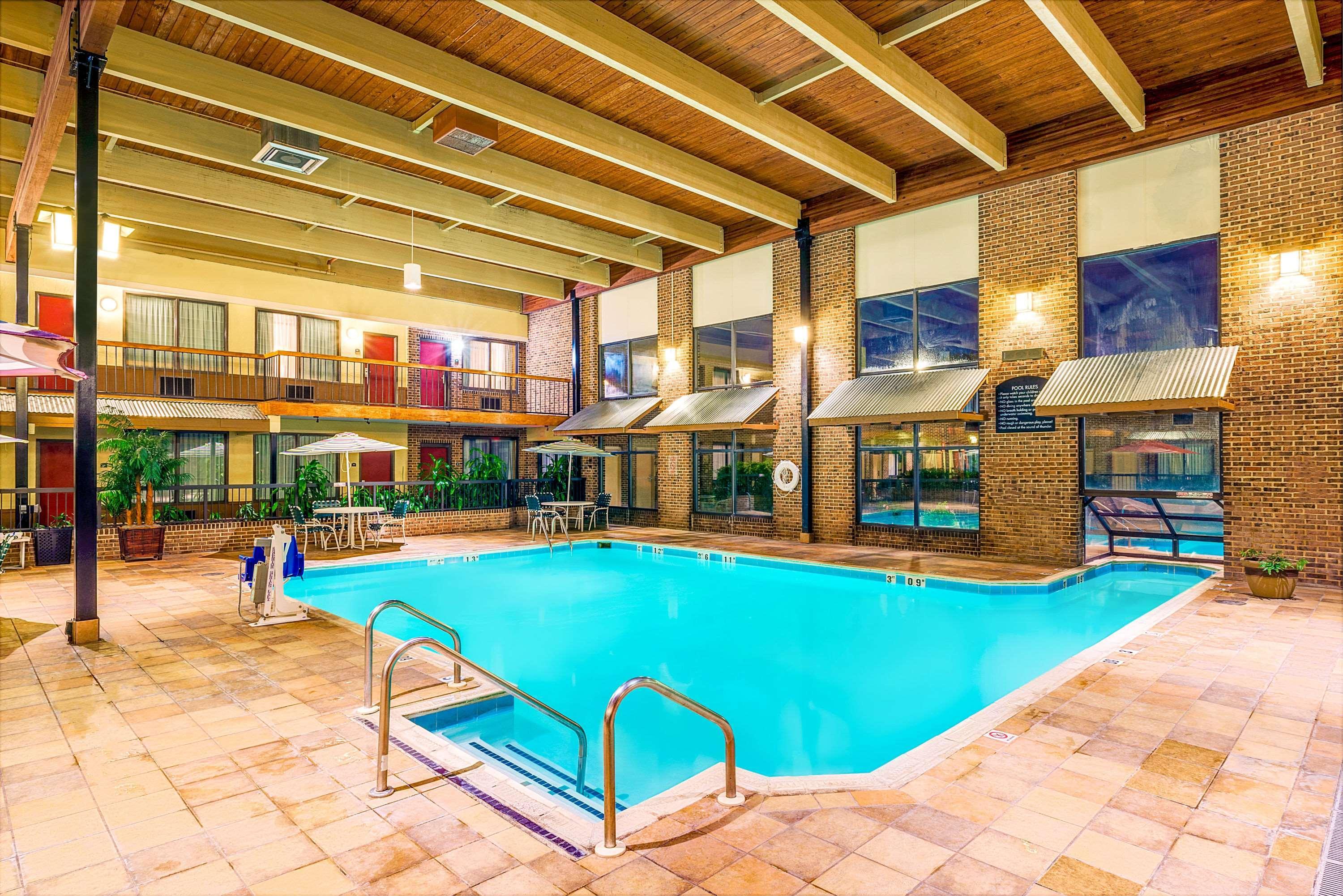 Wyndham Garden York Hotell Exteriör bild