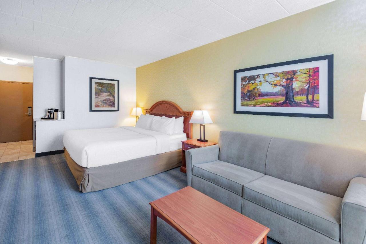 Wyndham Garden York Hotell Exteriör bild
